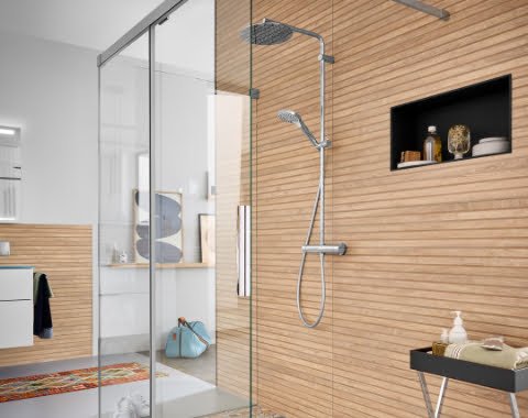 Duschen wie die Könige und Königinnen. Diese Regendusche lässt keine Wünsche offen.